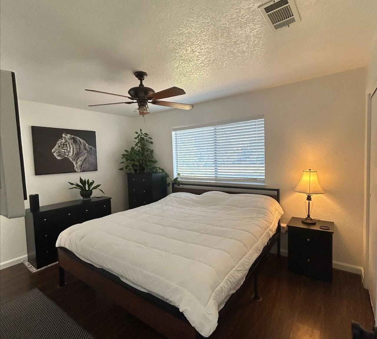 Photo #12: 225016228 Listing: Photo #12