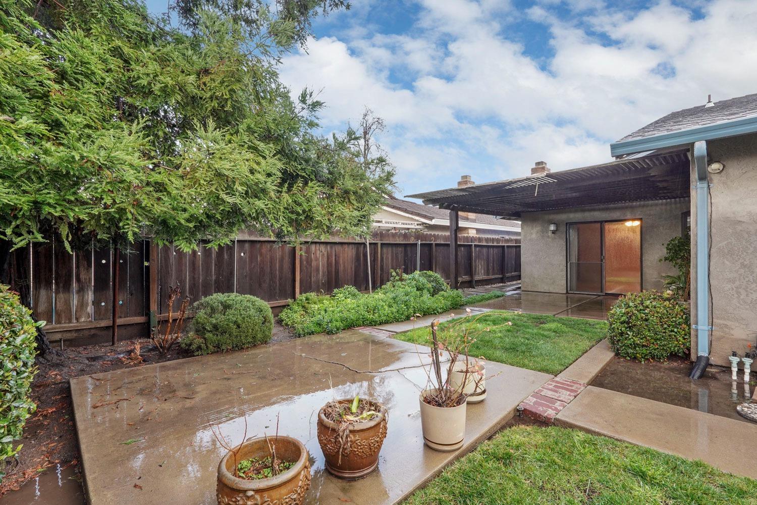 Detail Gallery Image 28 of 32 For 3124 Estate Dr, Stockton,  CA 95209 - 4 Beds | 2 Baths
