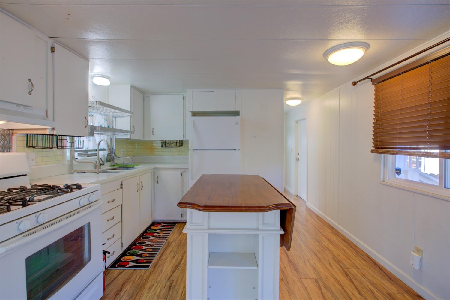 Detail Gallery Image 5 of 27 For 2107 Patterson Rd 4, Riverbank,  CA 95367 - 1 Beds | 1 Baths