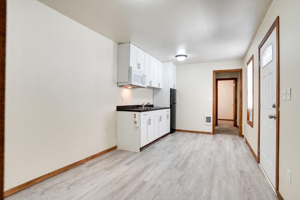 Detail Gallery Image 7 of 17 For 607 Mountain Ranch Rd 8, San Andreas,  CA 95249 - 2 Beds | 1 Baths