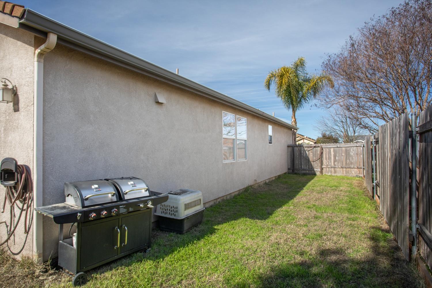 Chateau Drive, Olivehurst, California image 35