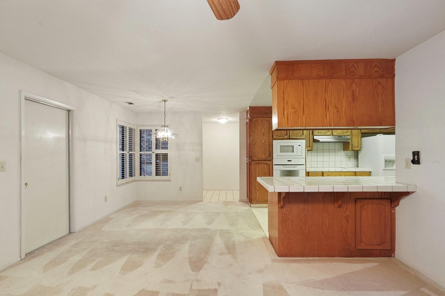 Detail Gallery Image 9 of 32 For 3124 Estate Dr, Stockton,  CA 95209 - 4 Beds | 2 Baths