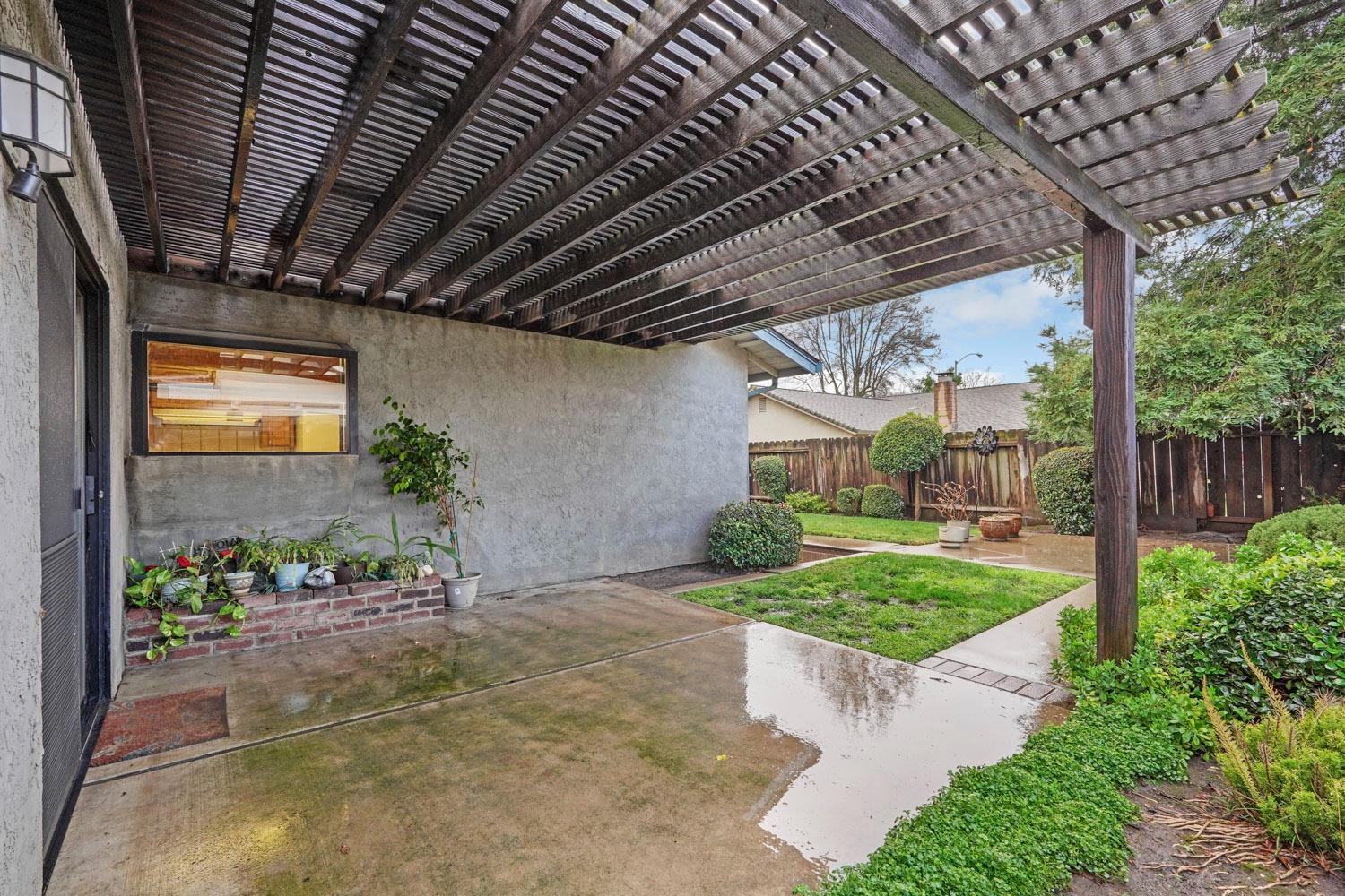 Detail Gallery Image 16 of 32 For 3124 Estate Dr, Stockton,  CA 95209 - 4 Beds | 2 Baths
