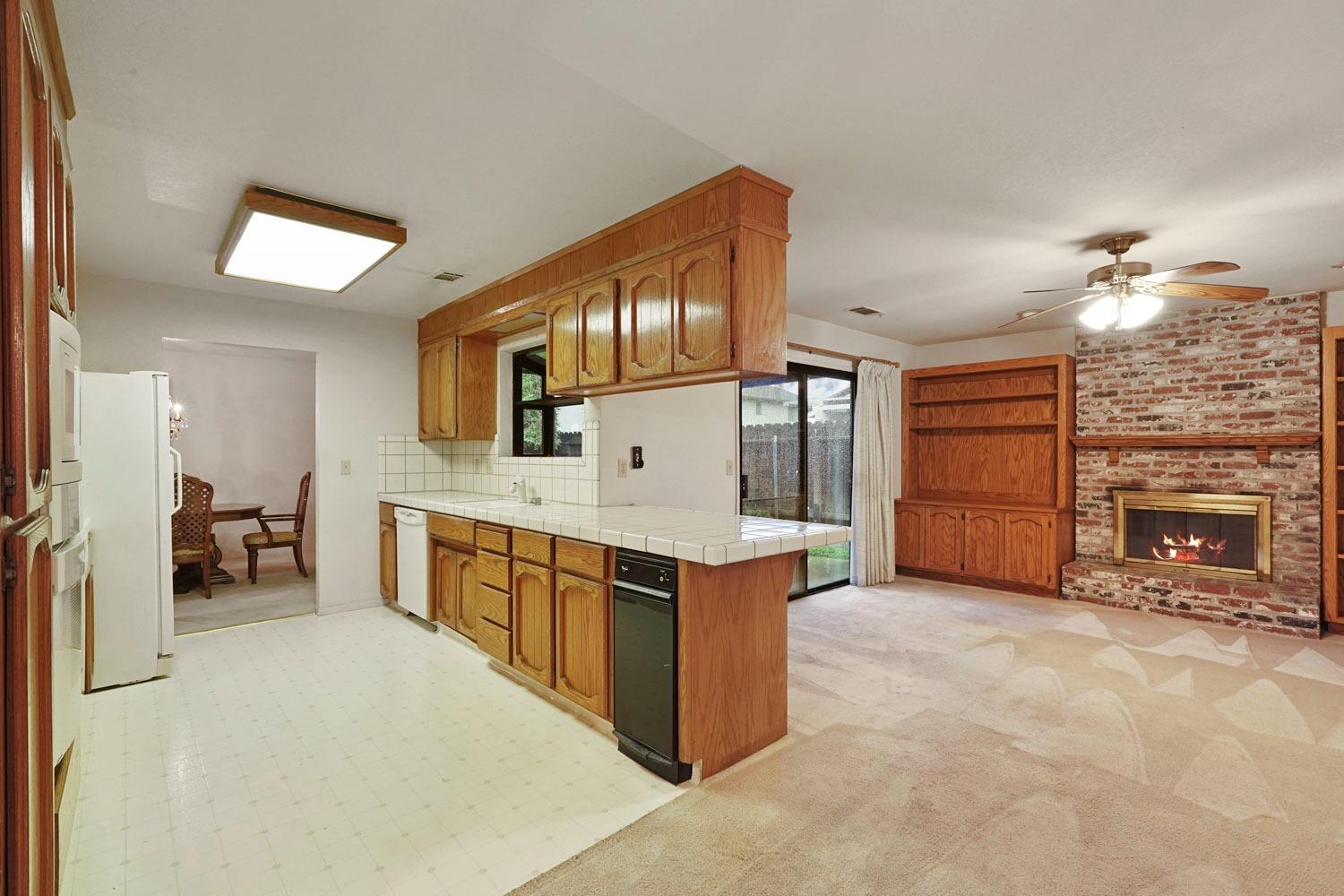 Detail Gallery Image 11 of 32 For 3124 Estate Dr, Stockton,  CA 95209 - 4 Beds | 2 Baths