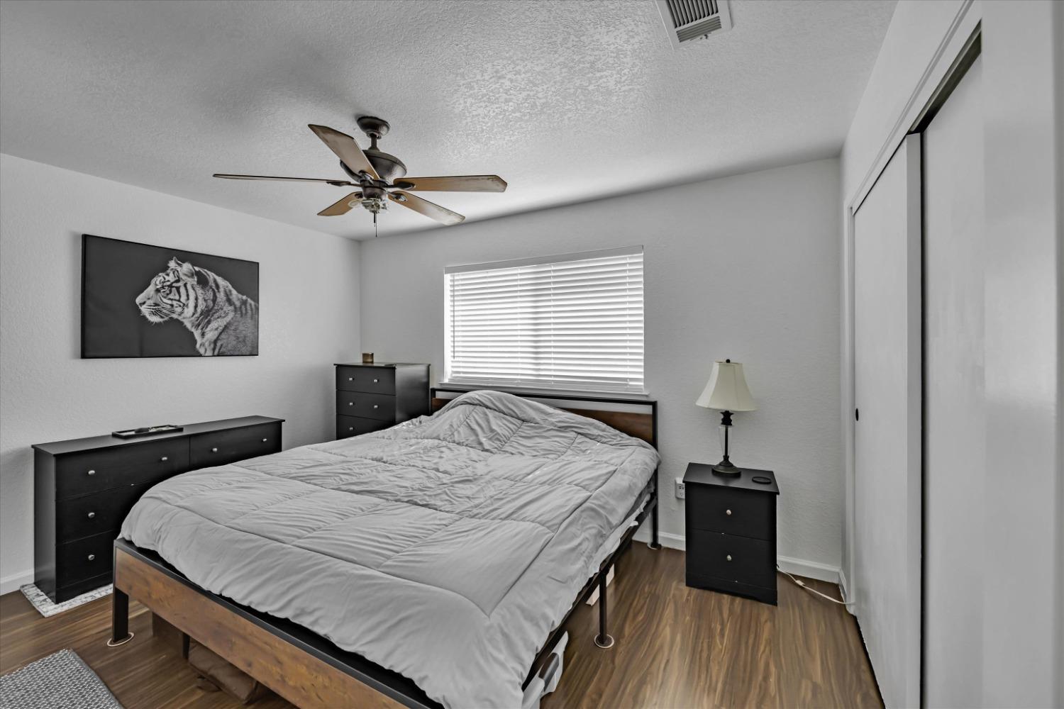 Photo #13: 225016228 Listing: Photo #13