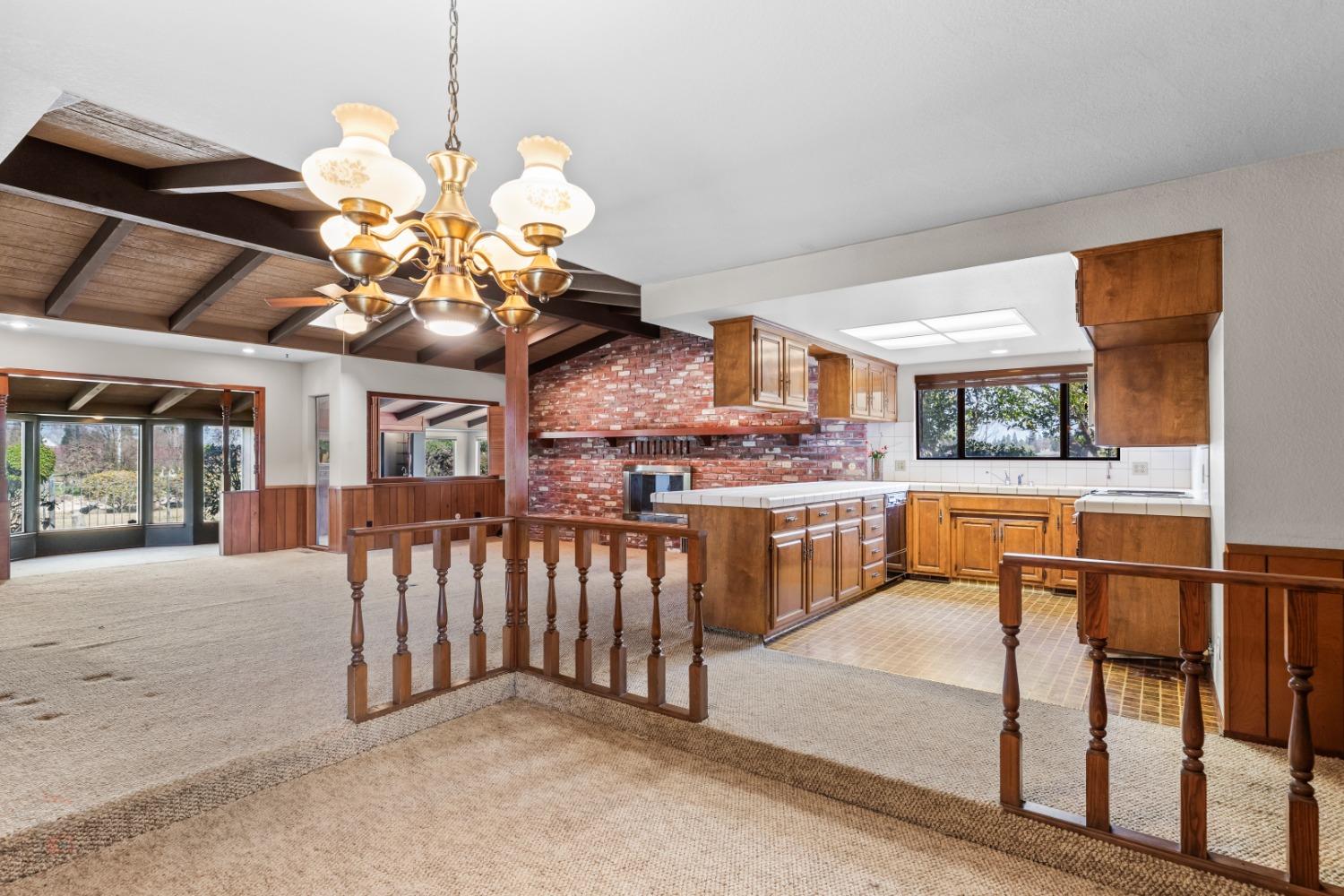 875 W Turner Road