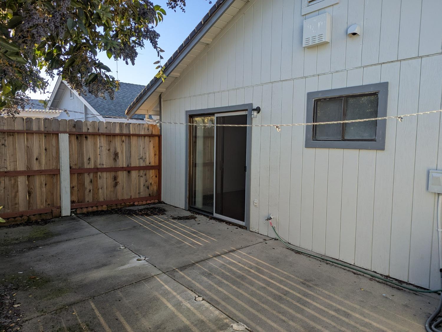 Detail Gallery Image 17 of 17 For 7441 Spicewood Dr, Sacramento,  CA 95831 - 3 Beds | 2 Baths