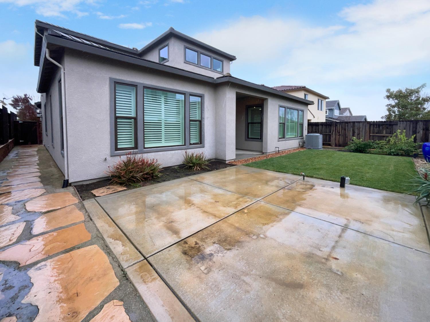 Detail Gallery Image 8 of 30 For 3424 Hidden Ranch Loop, Rocklin,  CA 95765 - 4 Beds | 3/1 Baths