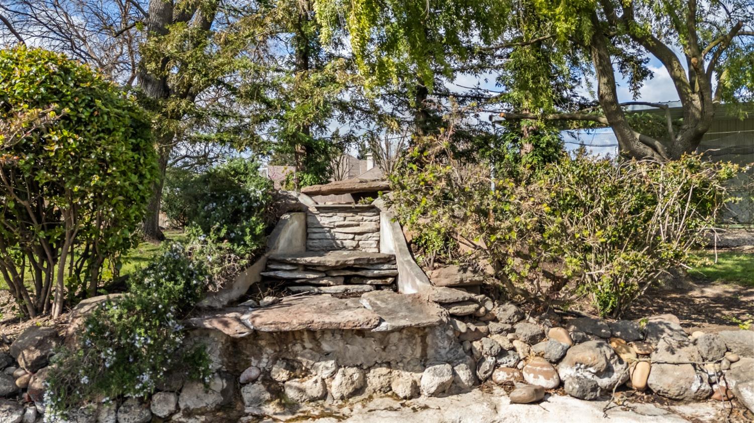 875 W Turner Road