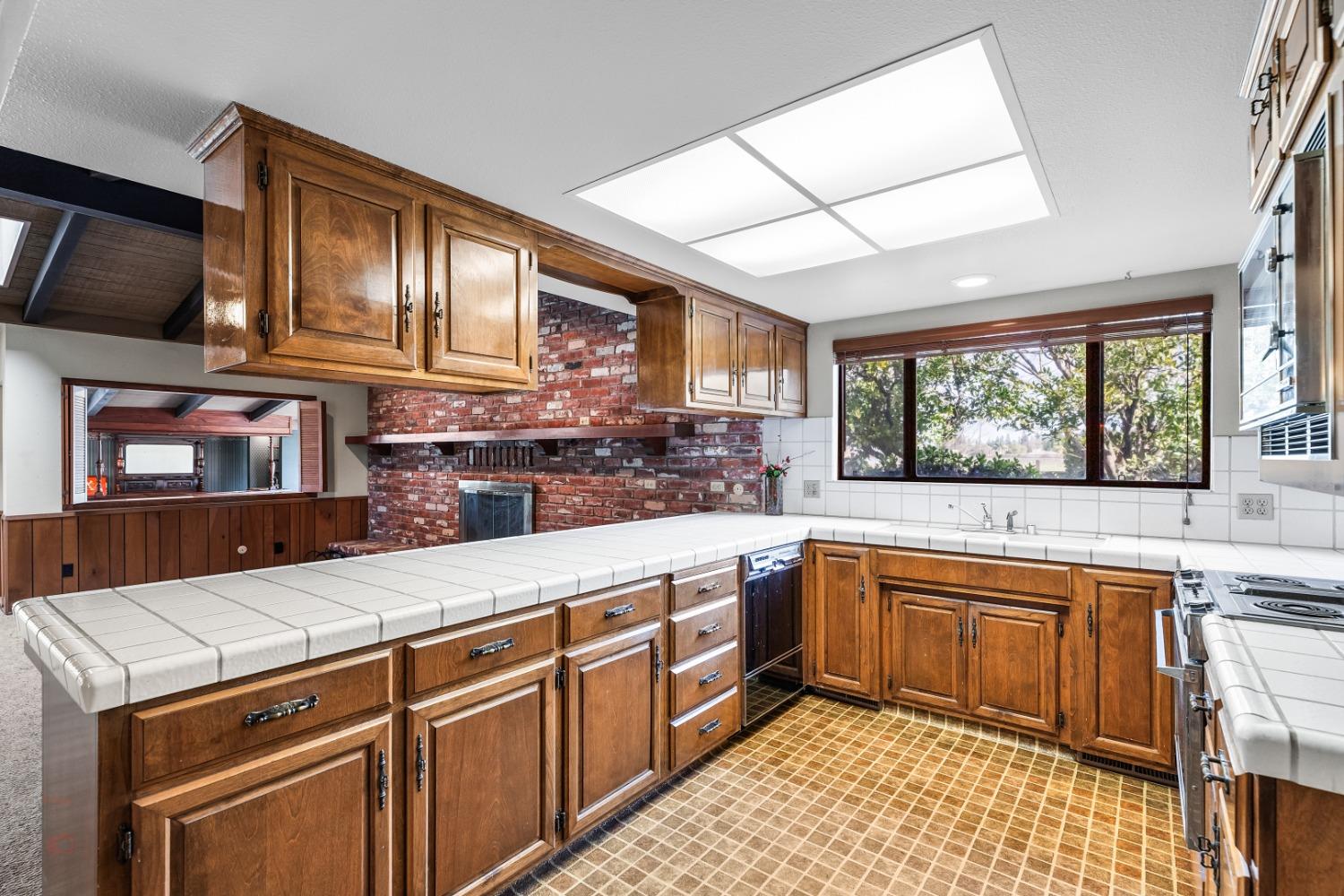 875 W Turner Road