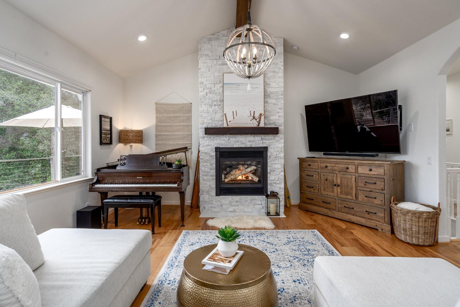 Detail Gallery Image 17 of 47 For 22957 Sunset Ridge Dr, Auburn,  CA 95602 - 4 Beds | 3 Baths