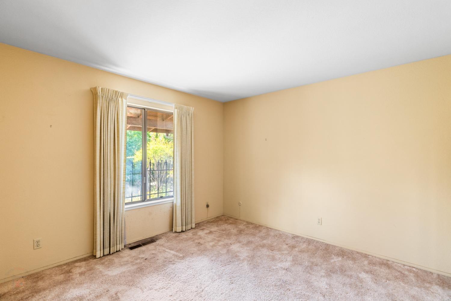 875 W Turner Road