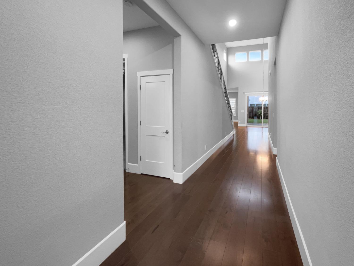 Detail Gallery Image 9 of 30 For 3424 Hidden Ranch Loop, Rocklin,  CA 95765 - 4 Beds | 3/1 Baths