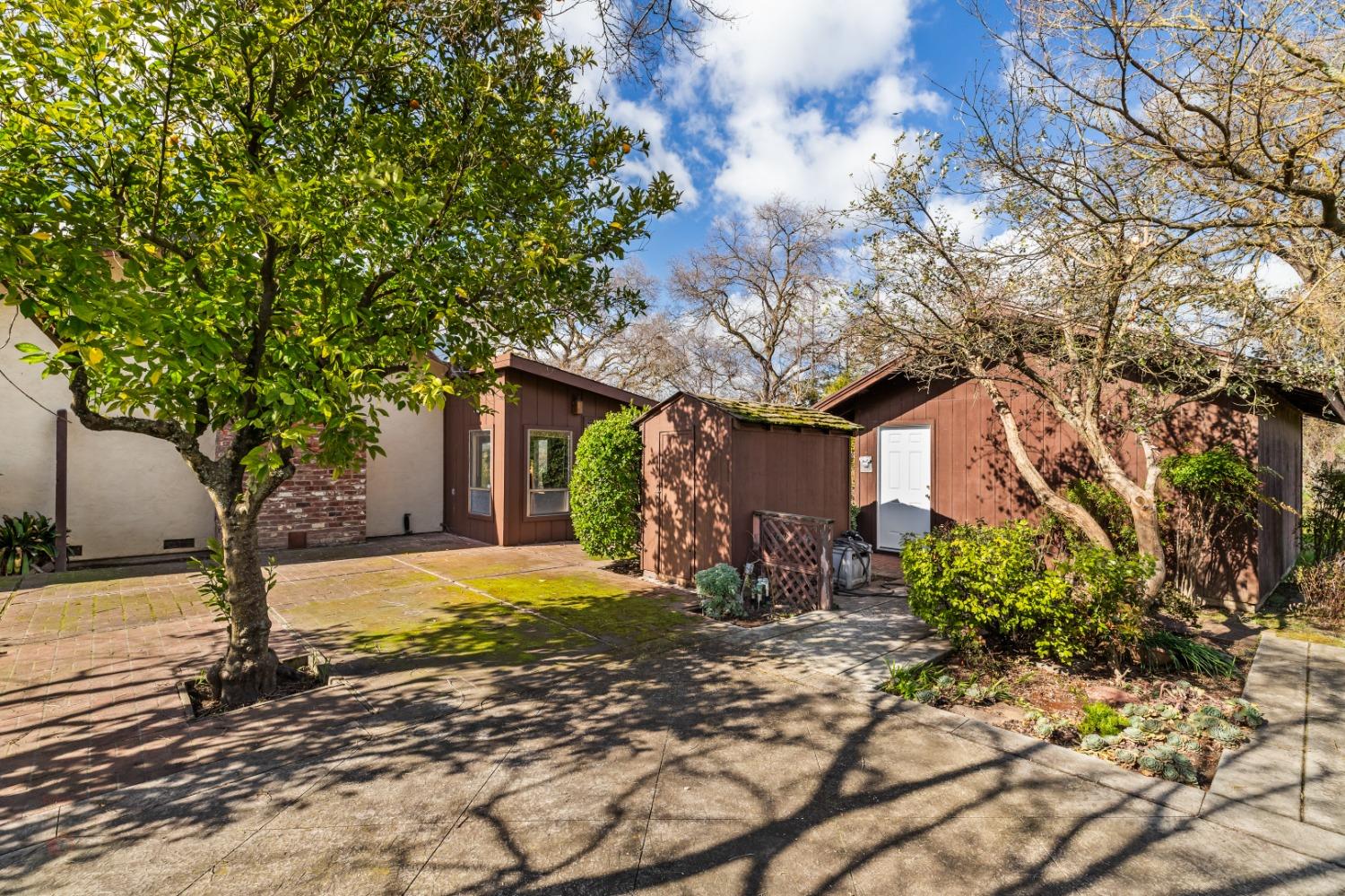 875 W Turner Road