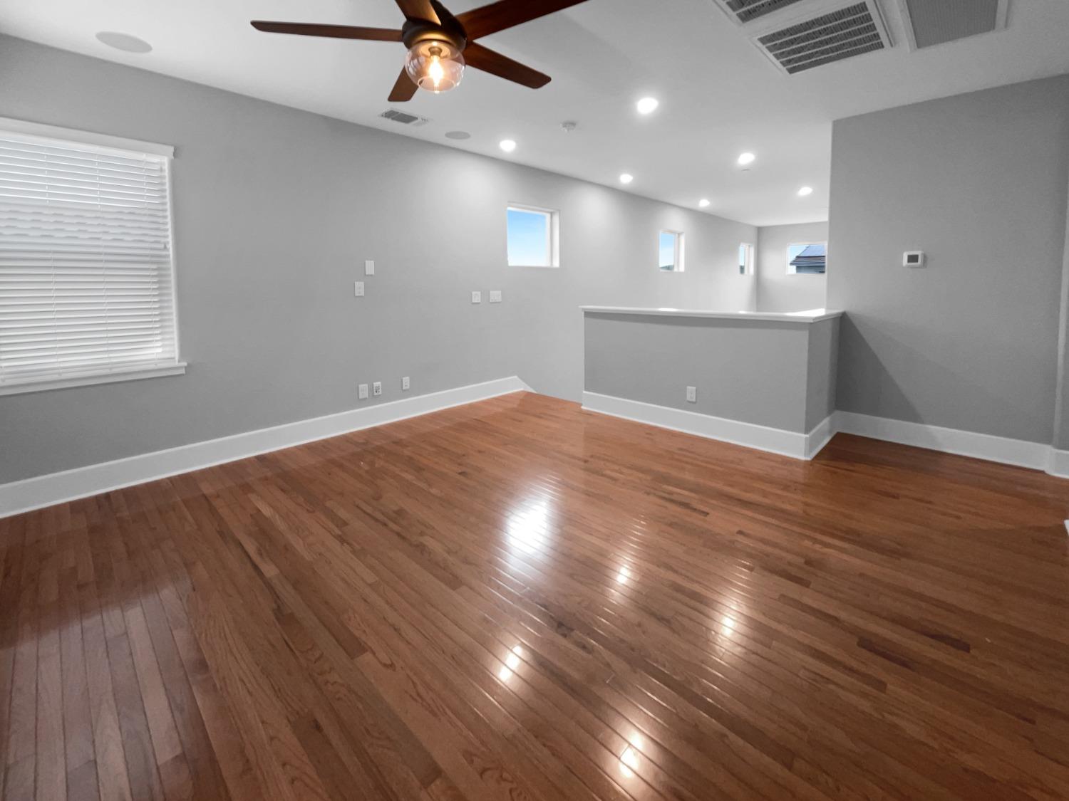Detail Gallery Image 23 of 30 For 3424 Hidden Ranch Loop, Rocklin,  CA 95765 - 4 Beds | 3/1 Baths