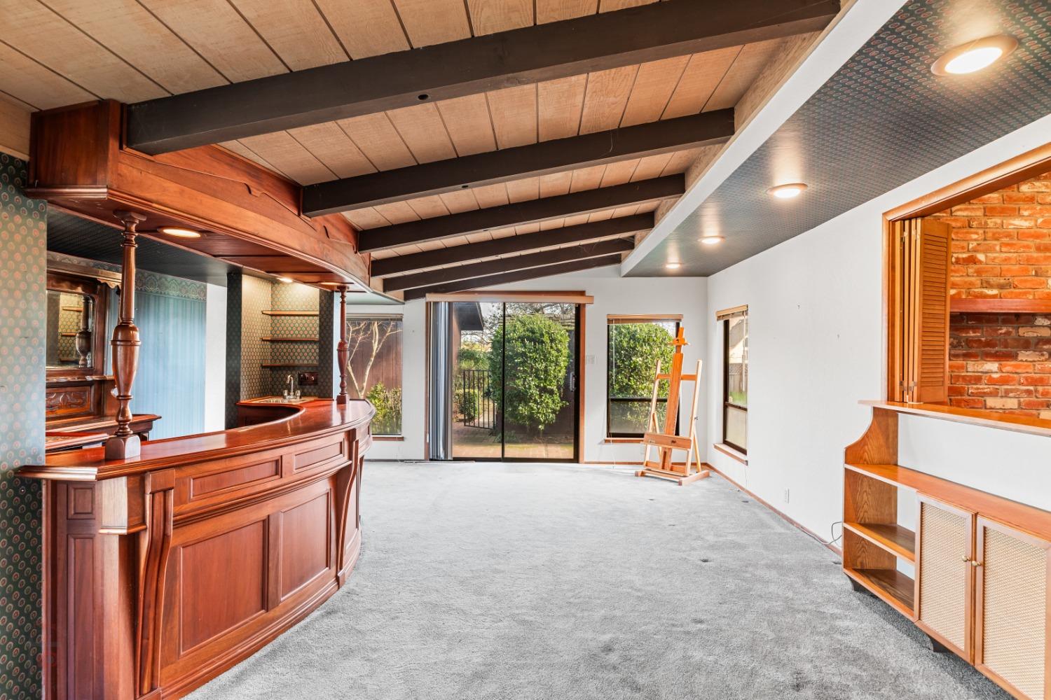 875 W Turner Road