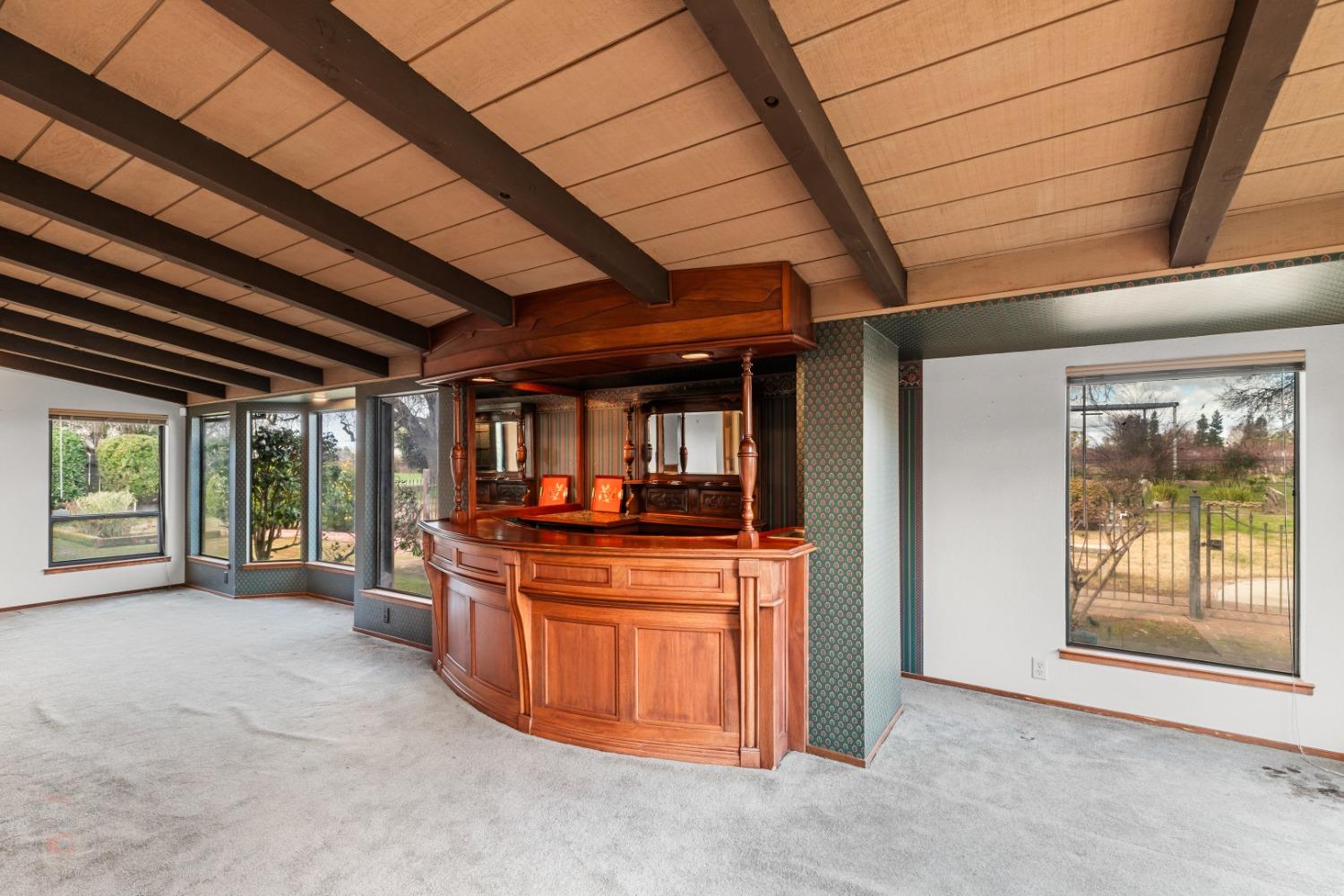 875 W Turner Road