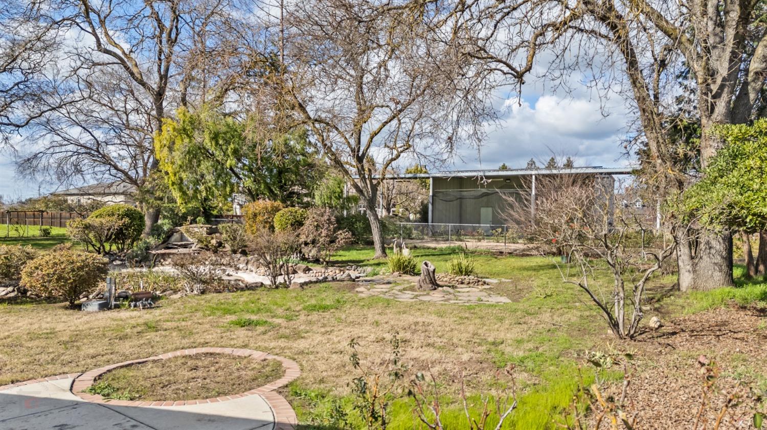 875 W Turner Road