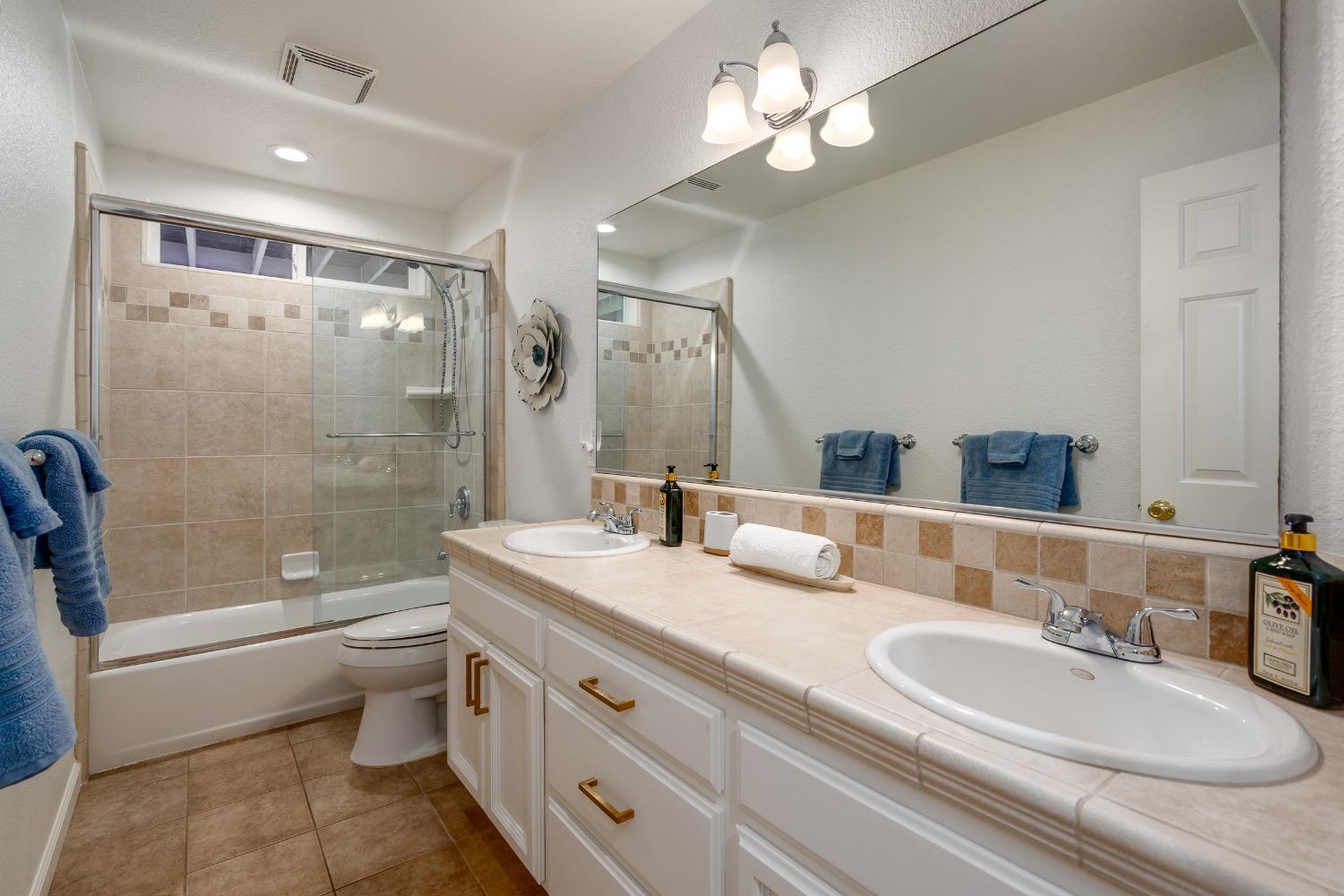 Detail Gallery Image 37 of 47 For 22957 Sunset Ridge Dr, Auburn,  CA 95602 - 4 Beds | 3 Baths
