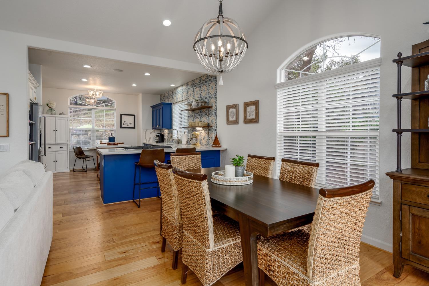 Detail Gallery Image 14 of 47 For 22957 Sunset Ridge Dr, Auburn,  CA 95602 - 4 Beds | 3 Baths