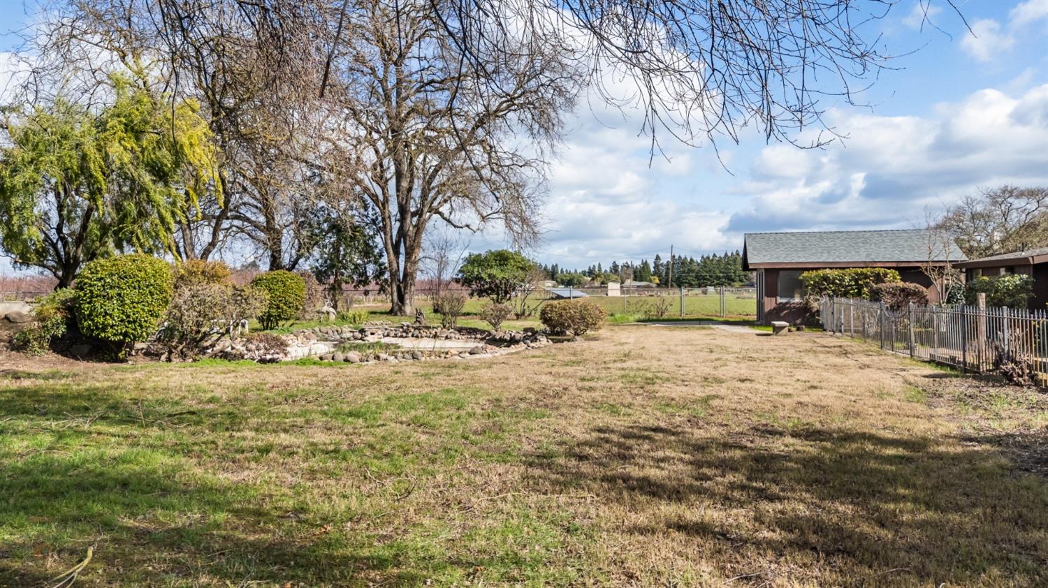875 W Turner Road