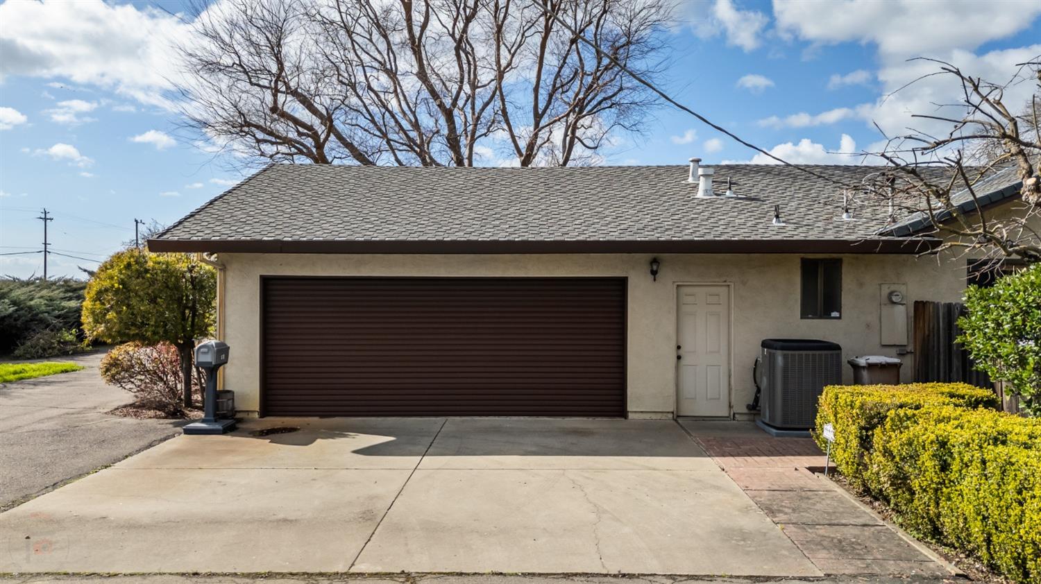 875 W Turner Road
