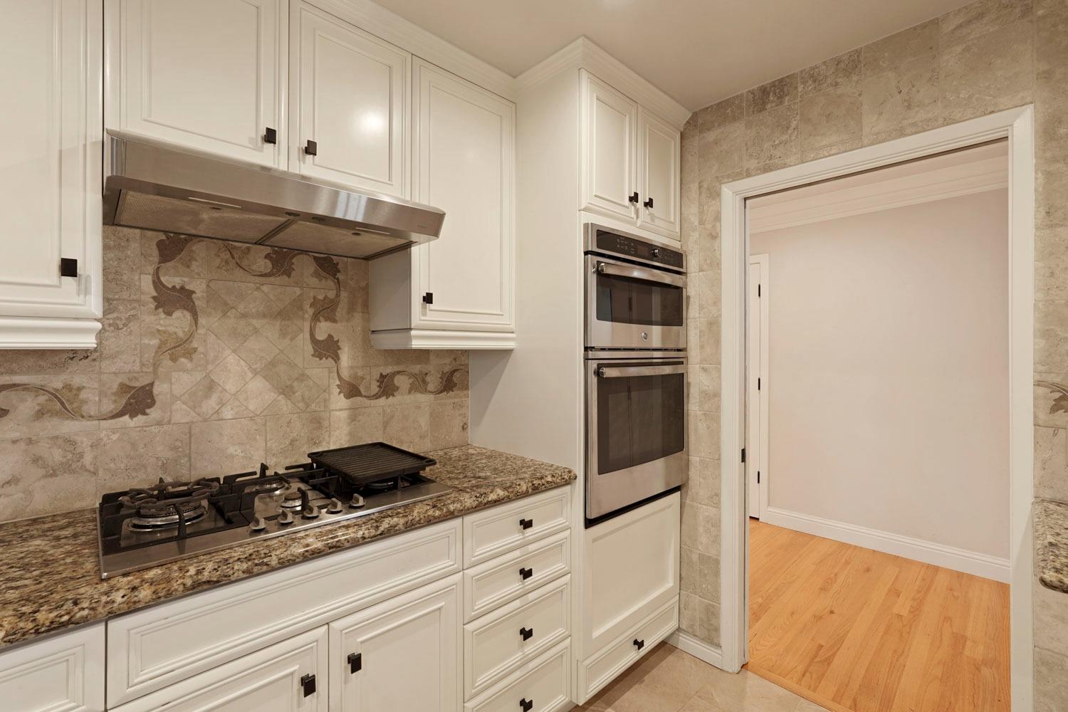 Detail Gallery Image 16 of 35 For 2108 Cabrillo Cir, Lodi,  CA 95242 - 3 Beds | 2 Baths