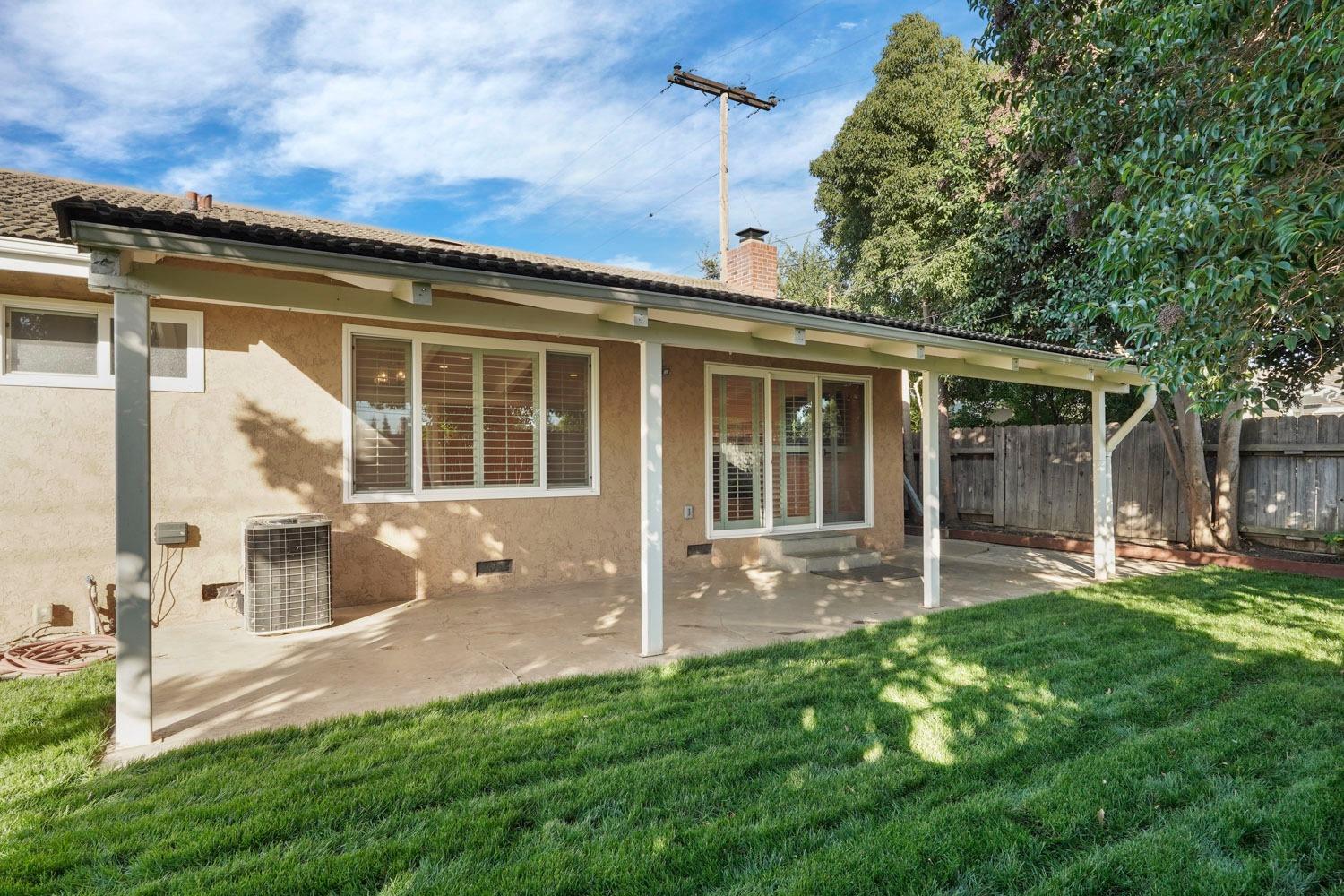 Detail Gallery Image 29 of 35 For 2108 Cabrillo Cir, Lodi,  CA 95242 - 3 Beds | 2 Baths