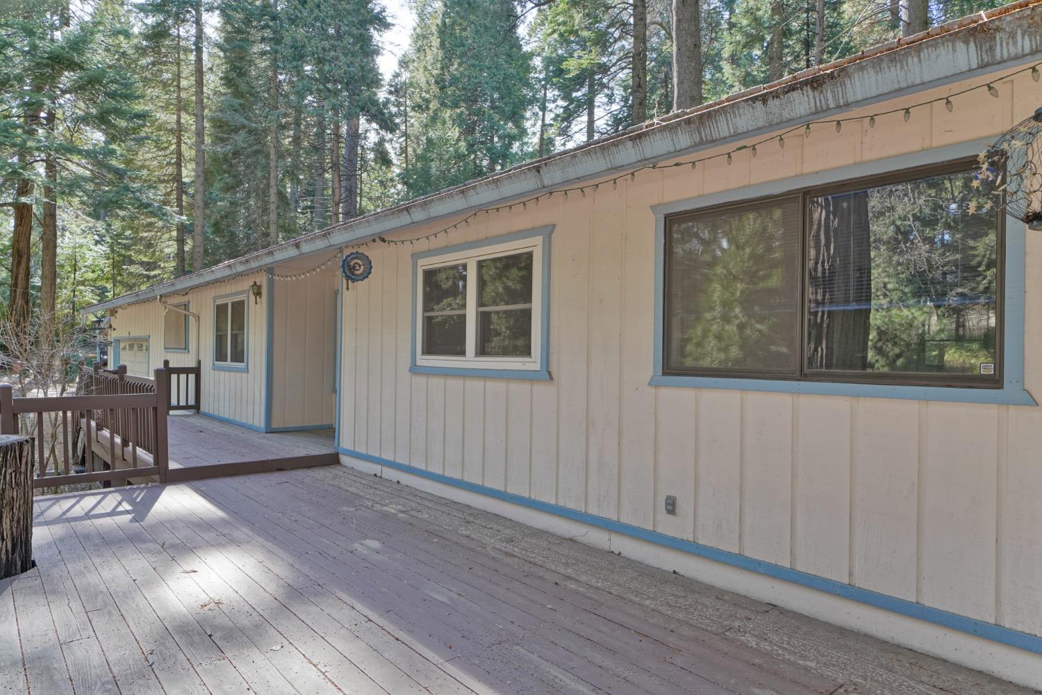 Sanders Court, Pollock Pines, California image 21