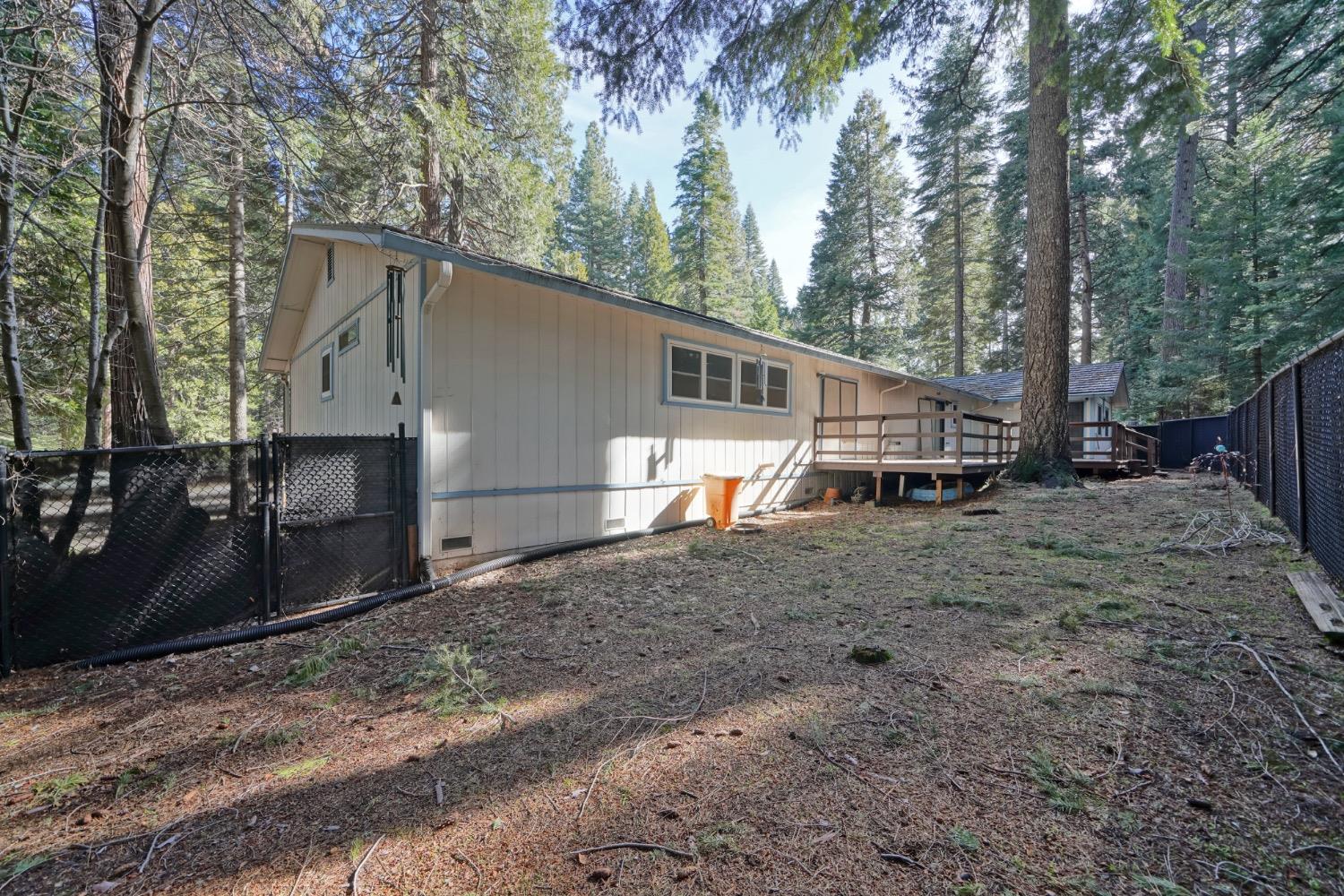 Sanders Court, Pollock Pines, California image 26