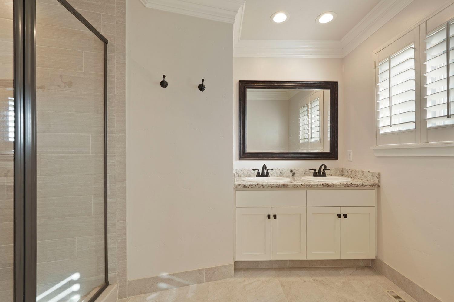 Detail Gallery Image 24 of 35 For 2108 Cabrillo Cir, Lodi,  CA 95242 - 3 Beds | 2 Baths