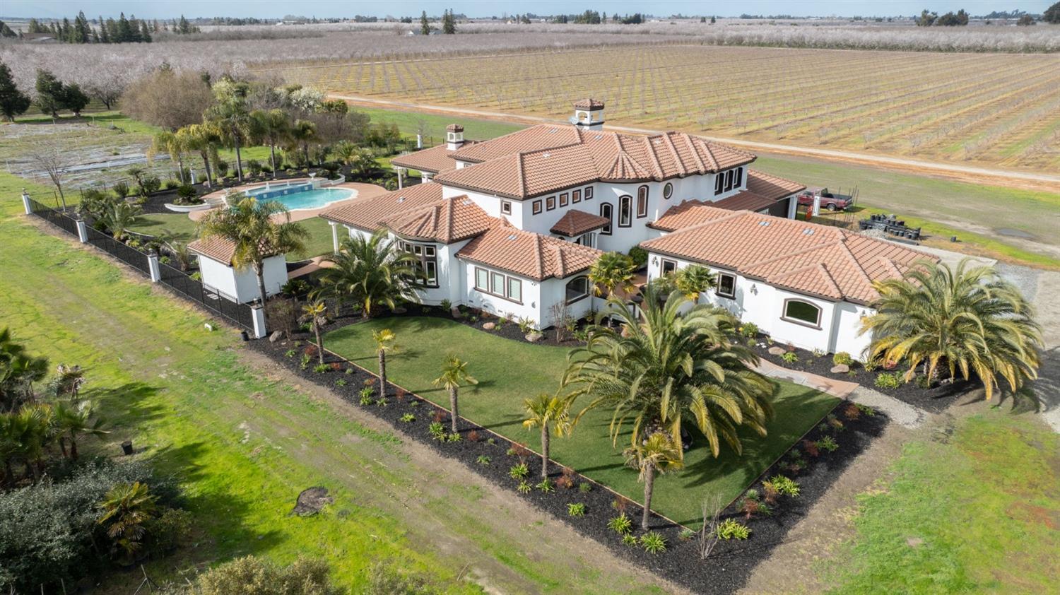 Detail Gallery Image 1 of 88 For 23601 S Manteca Rd, Manteca,  CA 95337 - 4 Beds | 4/2 Baths