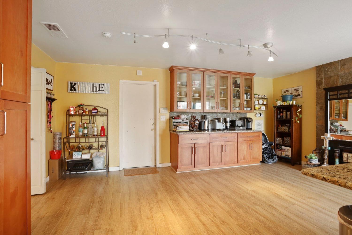 Detail Gallery Image 20 of 33 For 6127 Herndon Pl, Stockton,  CA 95219 - 3 Beds | 2 Baths