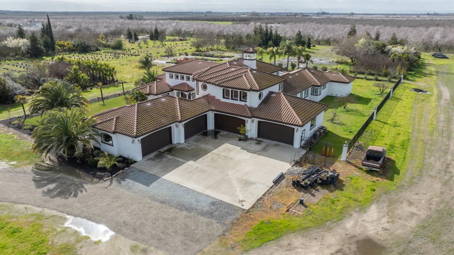 Detail Gallery Image 8 of 88 For 23601 S Manteca Rd, Manteca,  CA 95337 - 4 Beds | 4/2 Baths
