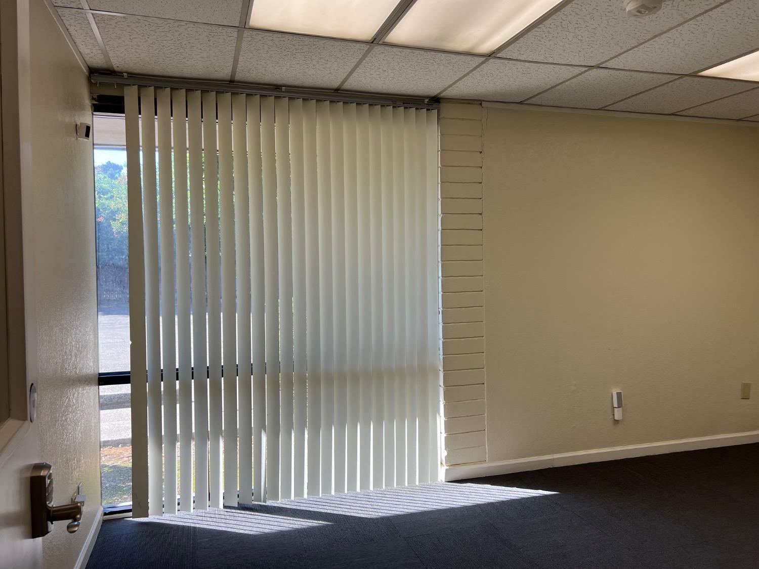 Detail Gallery Image 13 of 25 For 5637 N Pershing Ave #B5-7,  Stockton,  CA 95207 - – Beds | – Baths