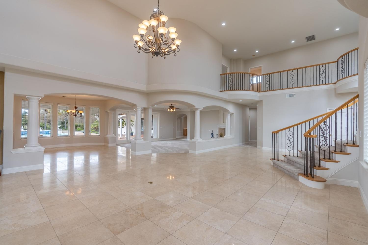 Detail Gallery Image 23 of 88 For 23601 S Manteca Rd, Manteca,  CA 95337 - 4 Beds | 4/2 Baths