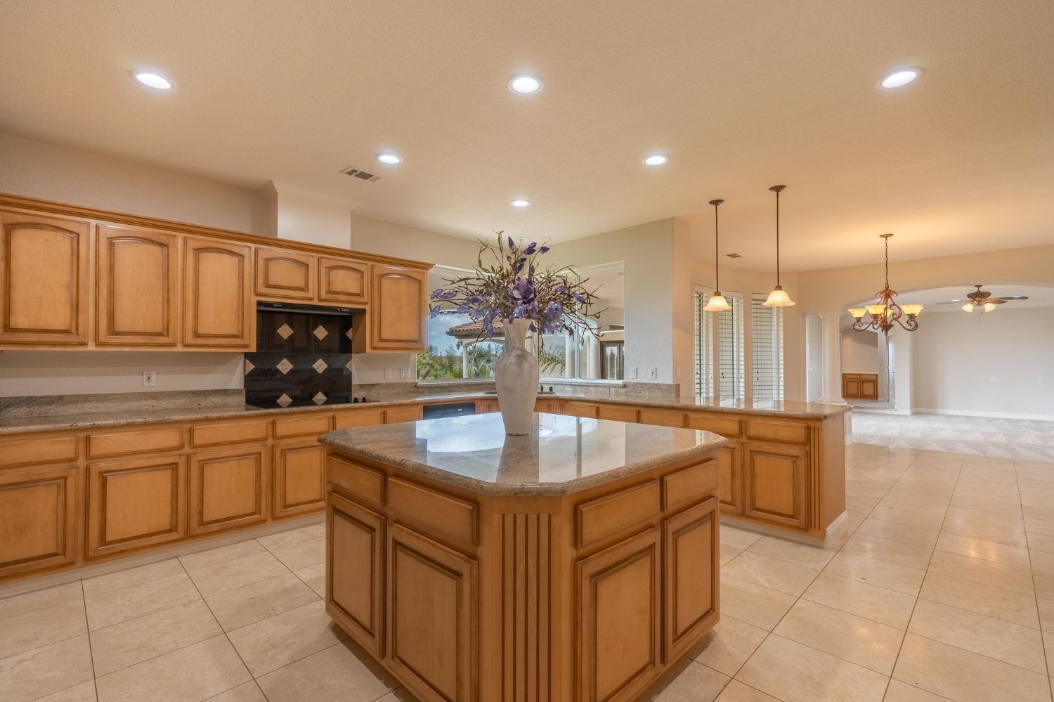 Detail Gallery Image 41 of 88 For 23601 S Manteca Rd, Manteca,  CA 95337 - 4 Beds | 4/2 Baths