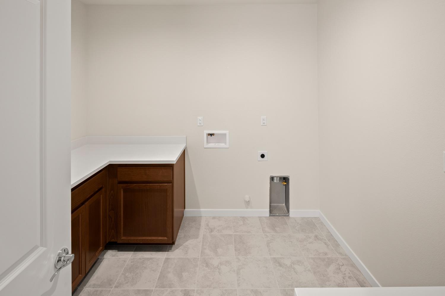 Dos Rios Court, Plumas Lake, California image 32