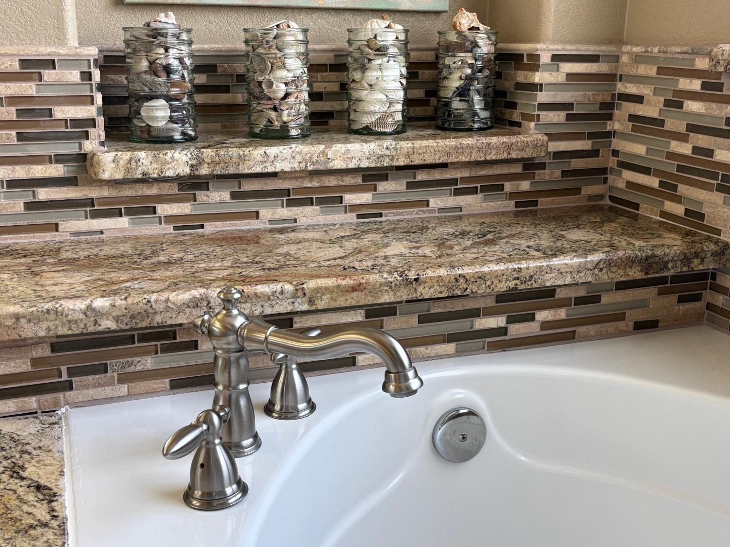 Detail Gallery Image 32 of 80 For 223 Vintage Dr, Turlock,  CA 95382 - 5 Beds | 3 Baths