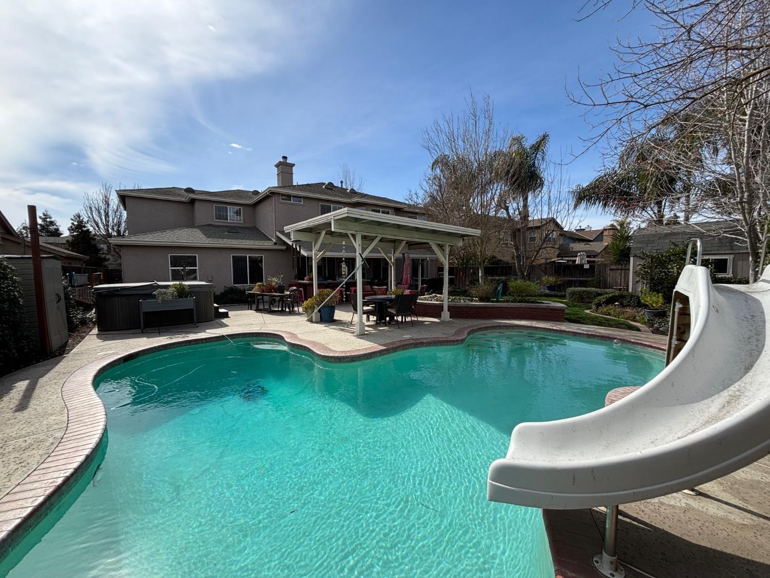 Detail Gallery Image 53 of 80 For 223 Vintage Dr, Turlock,  CA 95382 - 5 Beds | 3 Baths