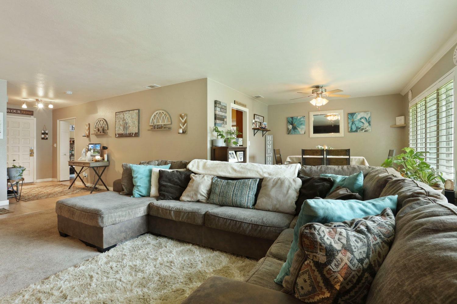 Detail Gallery Image 11 of 33 For 6127 Herndon Pl, Stockton,  CA 95219 - 3 Beds | 2 Baths