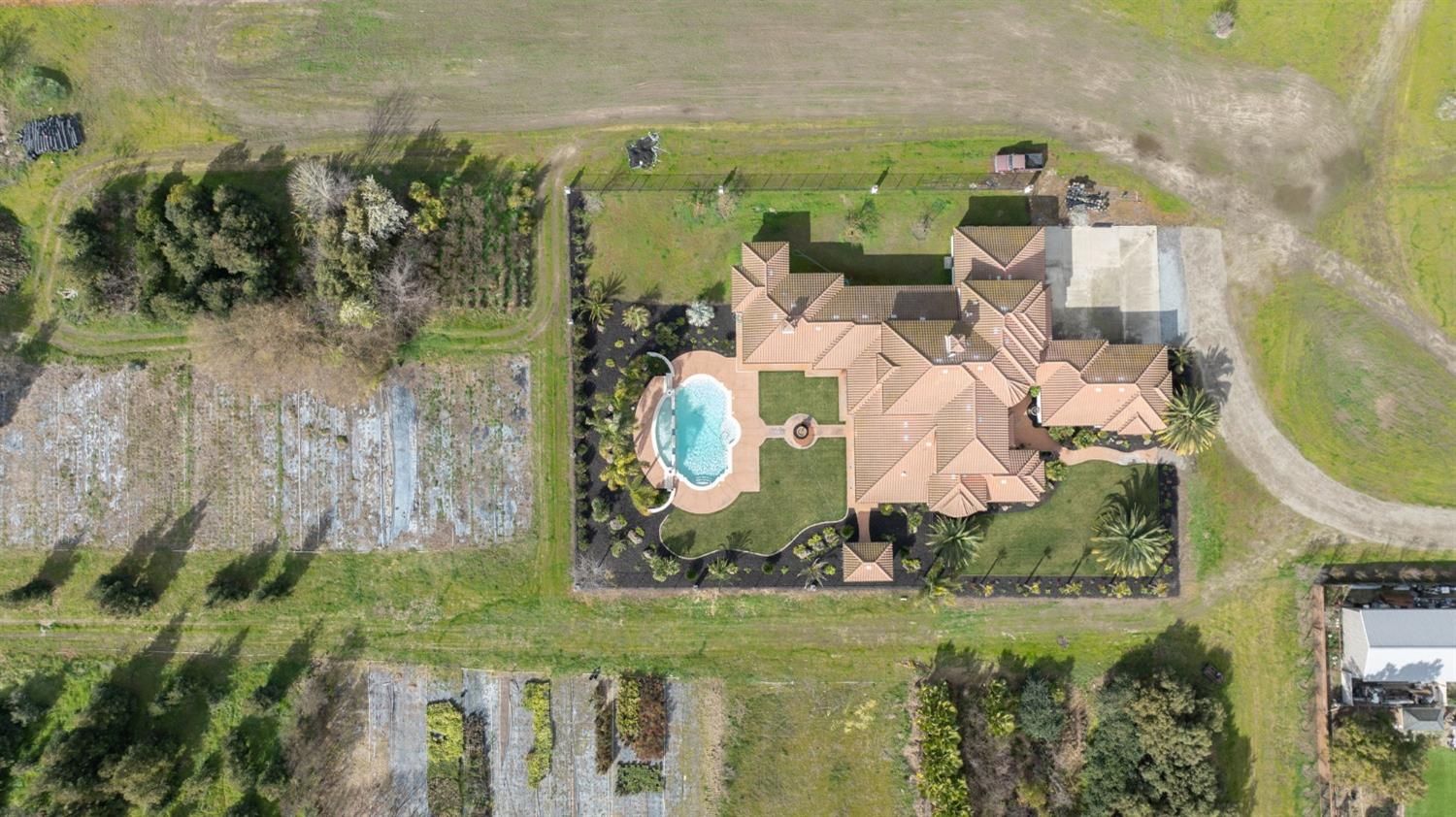 Detail Gallery Image 18 of 88 For 23601 S Manteca Rd, Manteca,  CA 95337 - 4 Beds | 4/2 Baths