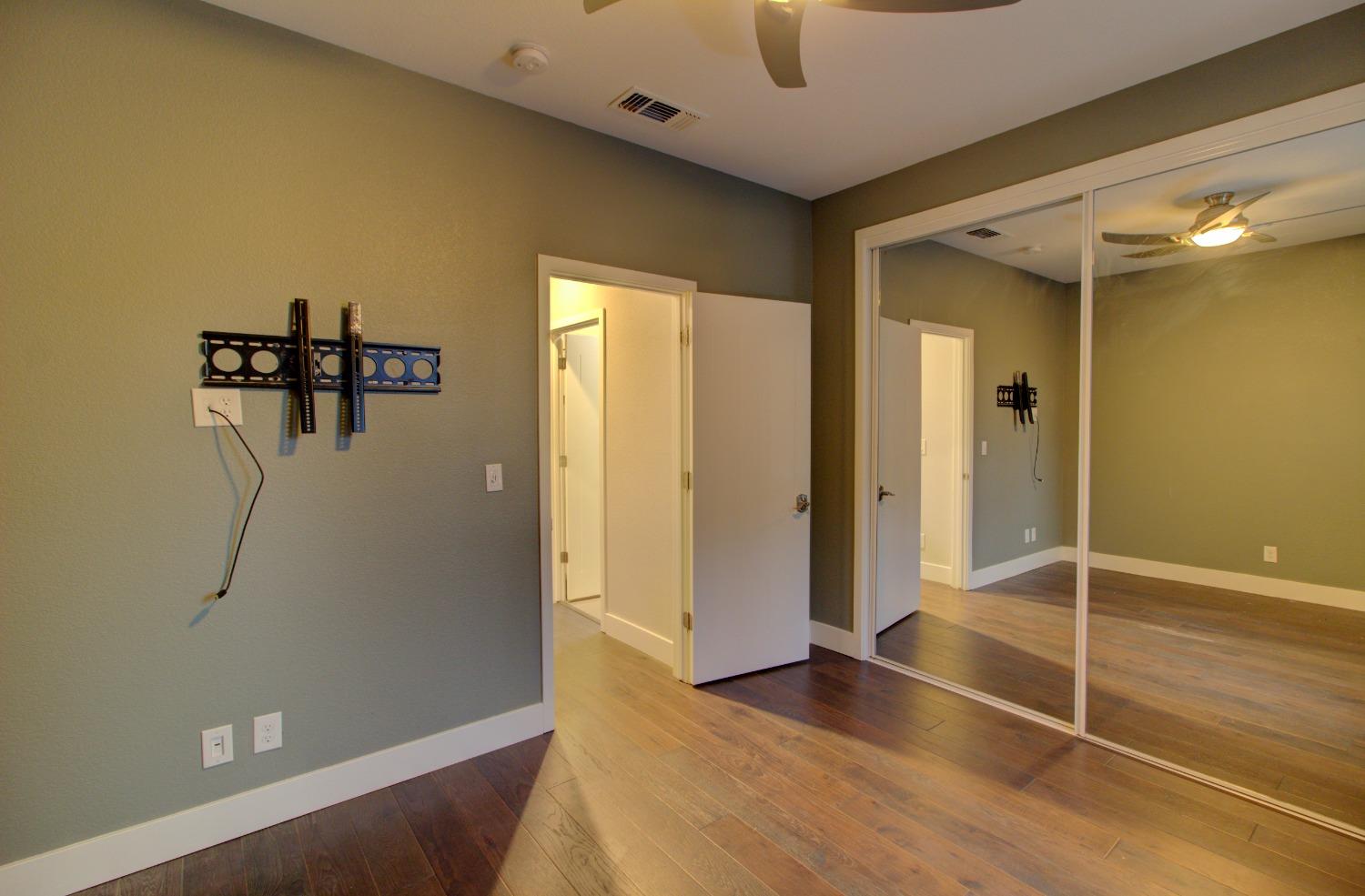 Detail Gallery Image 34 of 78 For 1568 Jasmine Way, Lodi,  CA 95242 - 5 Beds | 3 Baths