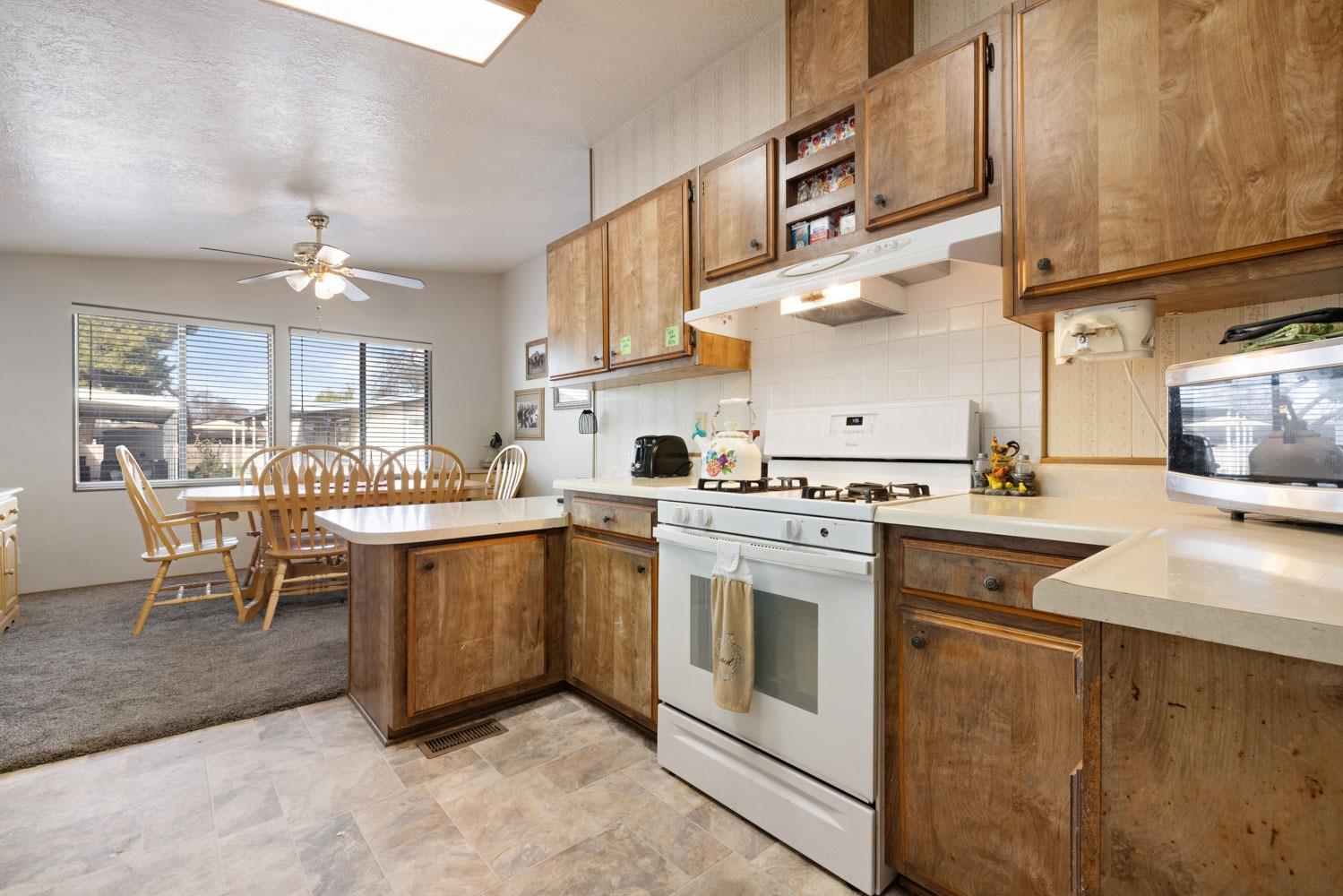Detail Gallery Image 17 of 41 For 19960 American Ave 26, Hilmar,  CA 95324 - 3 Beds | 2 Baths