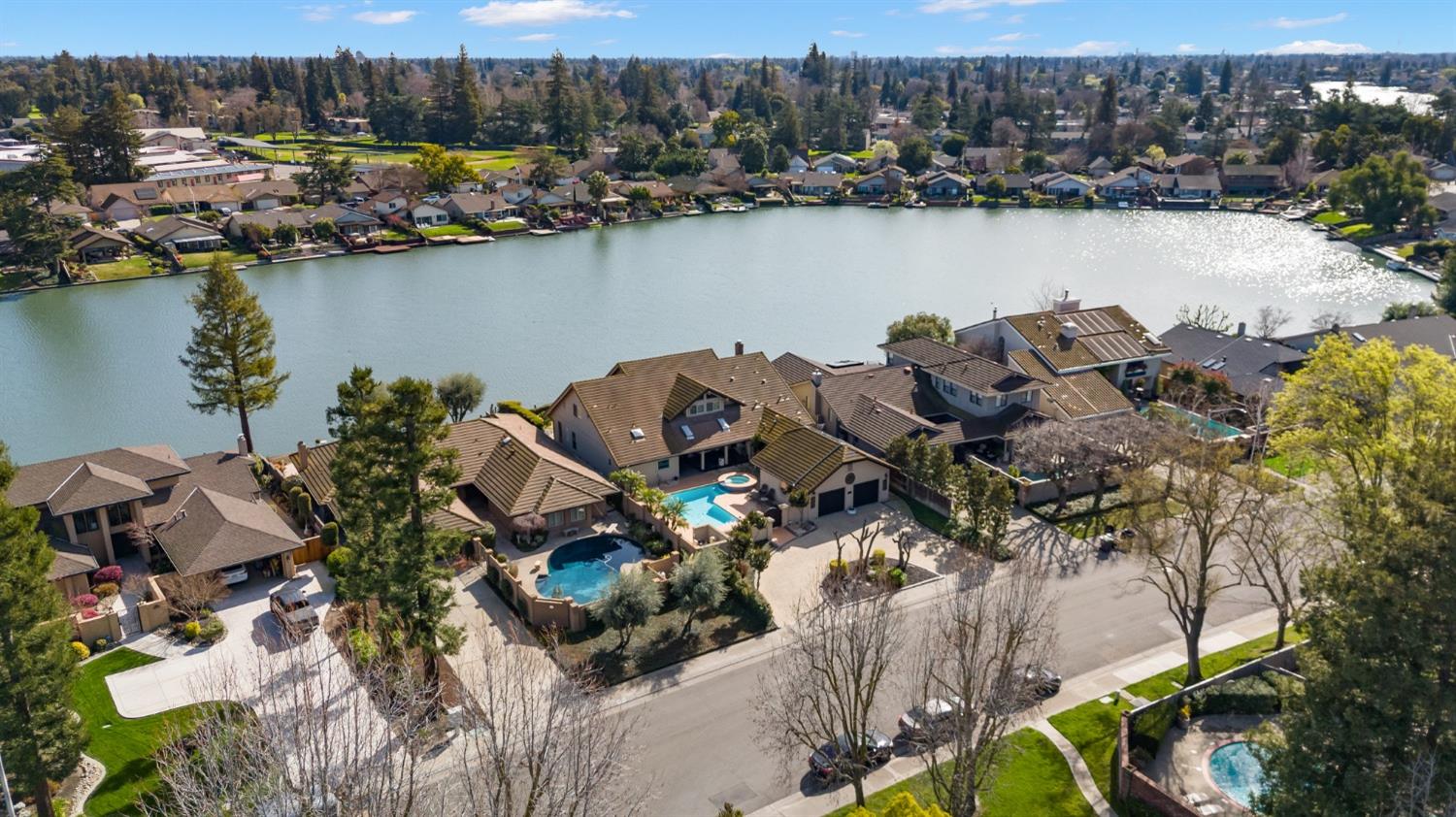 Detail Gallery Image 39 of 41 For 4044 Fort Donelson Dr, Stockton,  CA 95219 - 4 Beds | 4/1 Baths