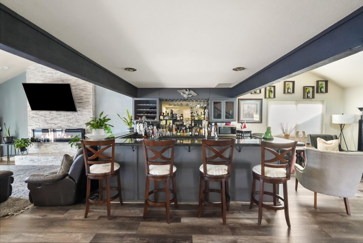 Detail Gallery Image 9 of 41 For 4044 Fort Donelson Dr, Stockton,  CA 95219 - 4 Beds | 4/1 Baths