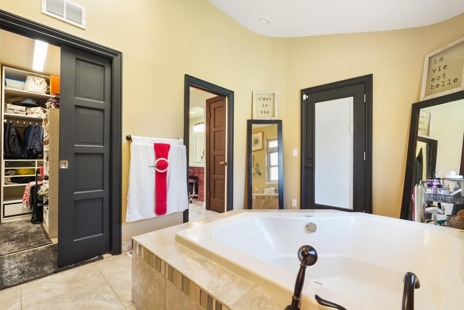 Detail Gallery Image 23 of 41 For 4044 Fort Donelson Dr, Stockton,  CA 95219 - 4 Beds | 4/1 Baths