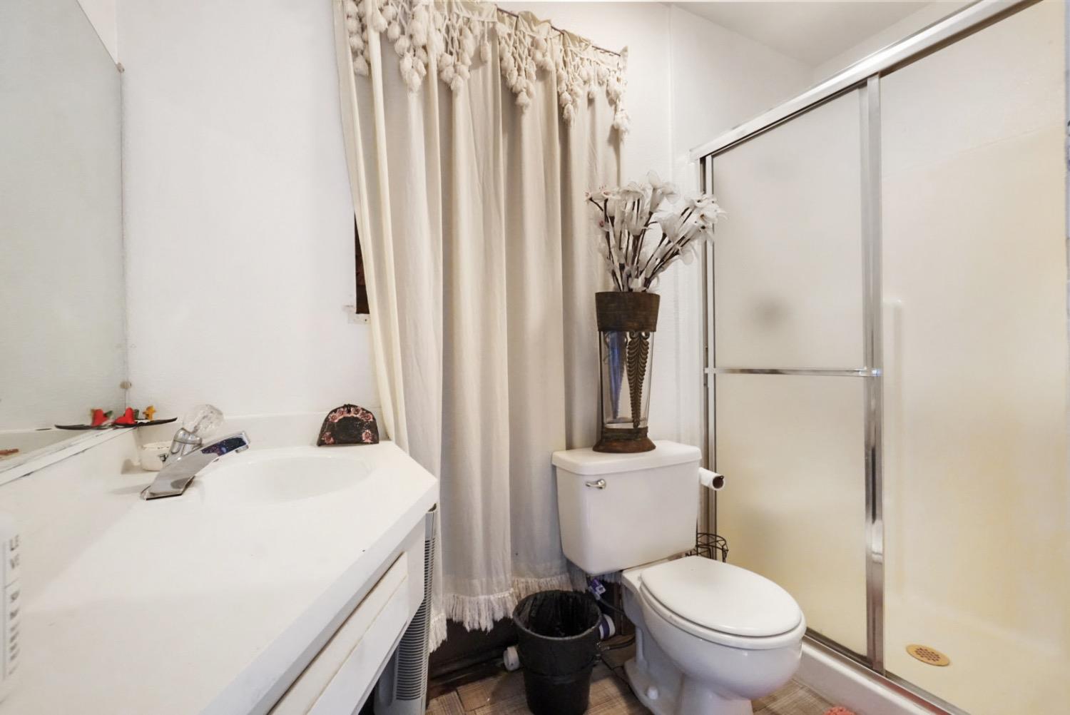 Detail Gallery Image 24 of 41 For 4044 Fort Donelson Dr, Stockton,  CA 95219 - 4 Beds | 4/1 Baths