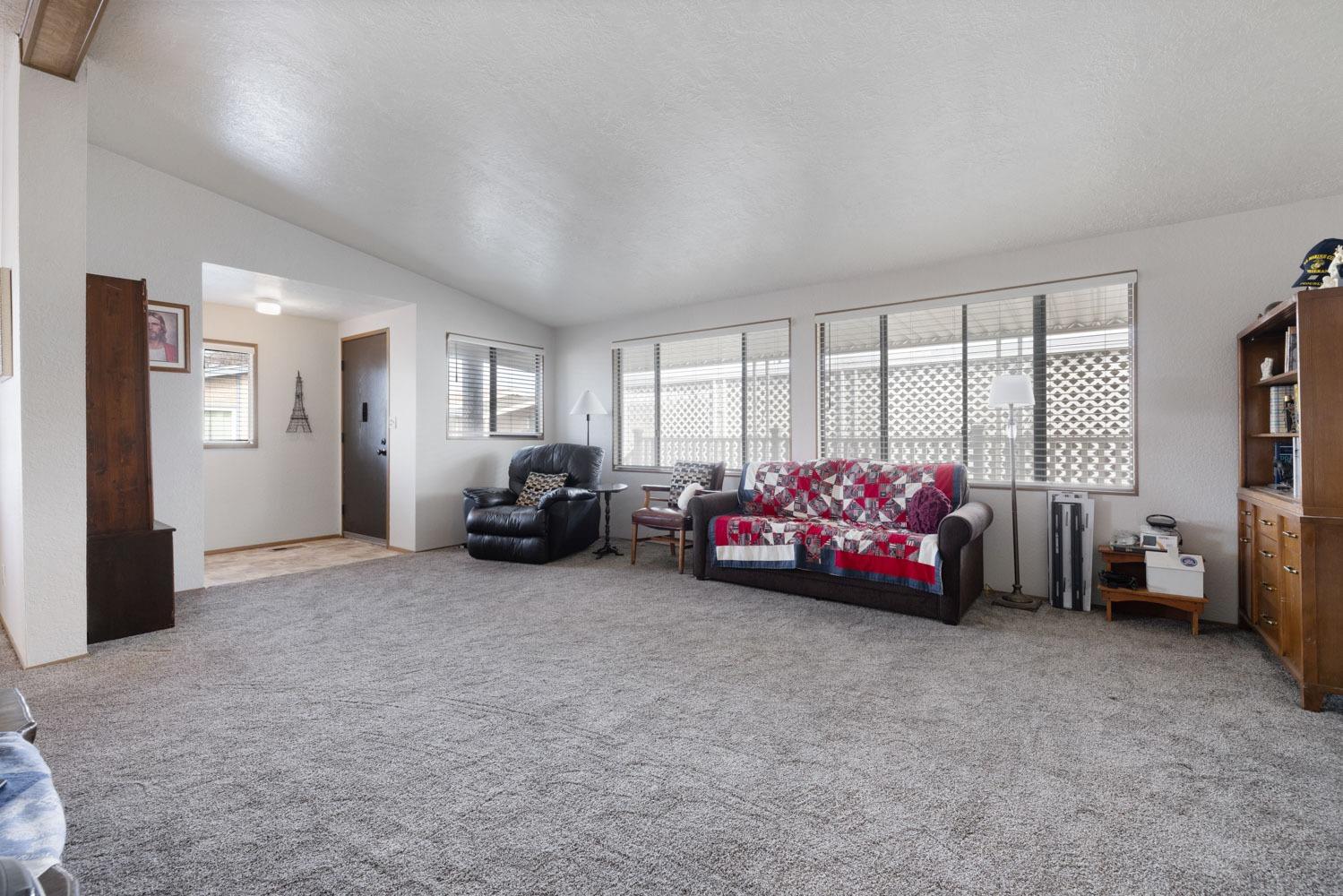 Detail Gallery Image 9 of 41 For 19960 American Ave 26, Hilmar,  CA 95324 - 3 Beds | 2 Baths