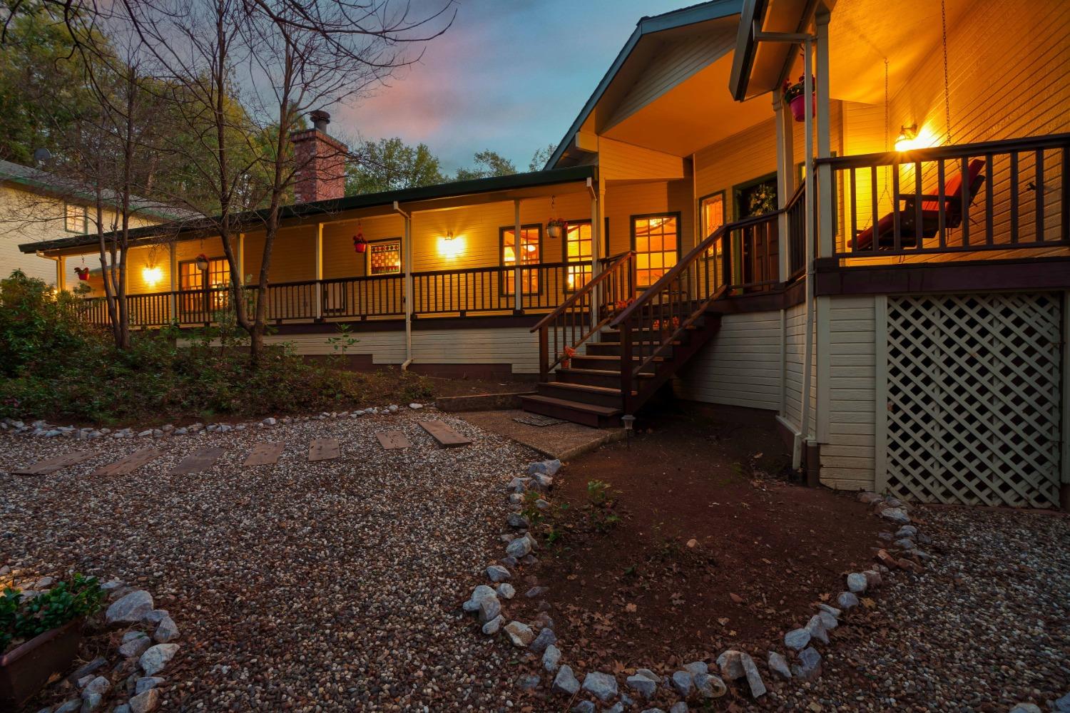 Detail Gallery Image 4 of 77 For 21740 Homestead Rd, Pine Grove,  CA 95665 - 3 Beds | 3 Baths